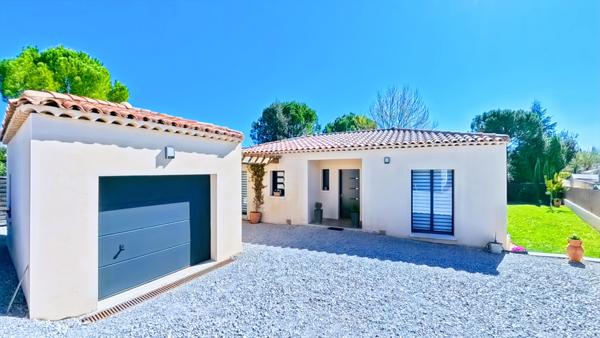 Uzès (30700) Superbe villa Mas provence située à 3 km d'Uzès