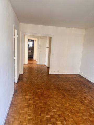 Appartement Le Bourget 3 pièce(s) 59.39 m2 CARREZ - 66m2 surface totale
