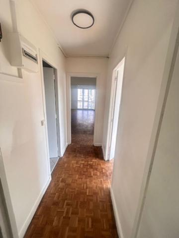 Appartement Le Bourget 3 pièce(s) 59.39 m2 CARREZ - 66m2 surface totale