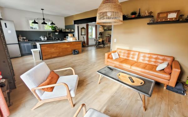 Maison à vendre    5 pièces •  Agen