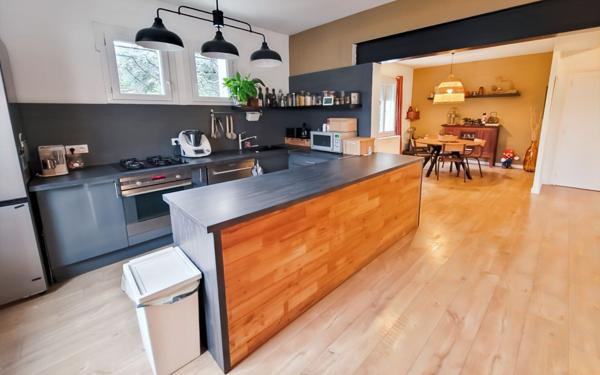 Maison à vendre    5 pièces •  Agen