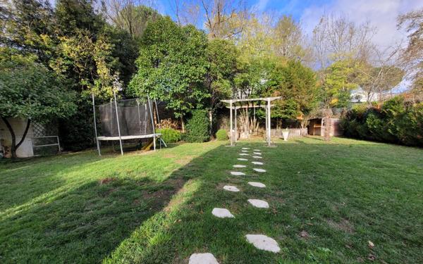 Maison à vendre    5 pièces •  Agen