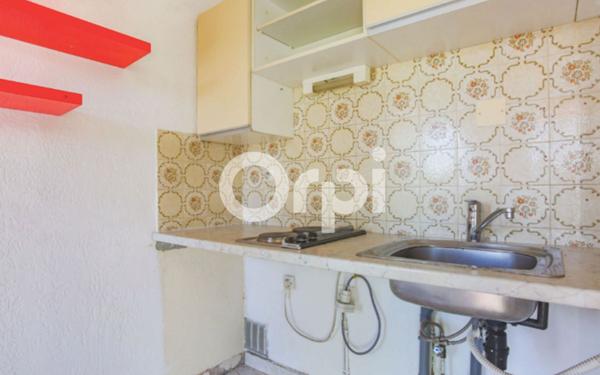 Appartement à vendre    1 pièce • 28 m2 Mandelieu-la-Napoule