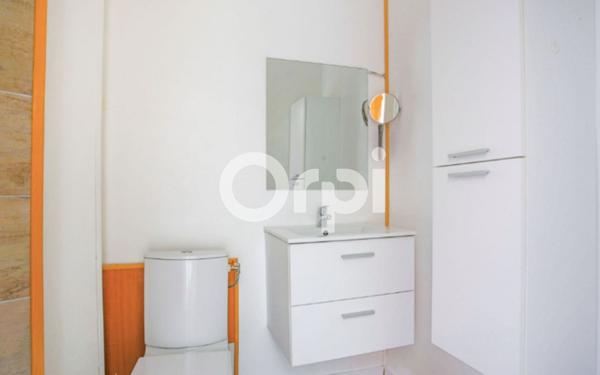 Appartement à vendre    1 pièce • 28 m2 Mandelieu-la-Napoule