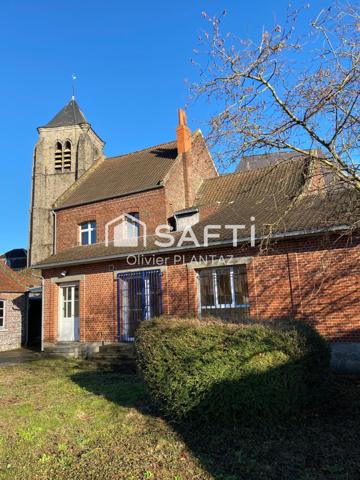 Maison centre ville à rénover  3 ch - jardin - garage