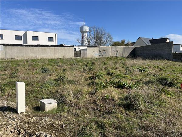 Terrain à vendre |  Le Folgoët |  667 m²