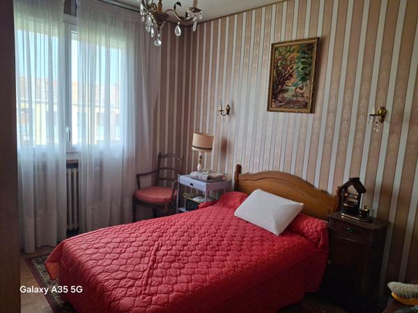 Maison L Isle Jourdain 162 m² sur 2600 m² de terrain