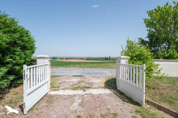 Maison à vendre 265 500 € Arvert 4 p 83 m² DPE D