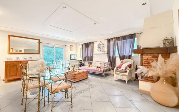 Maison à vendre    5 pièces •  Drap