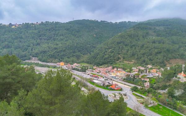 Maison à vendre    5 pièces •  Drap