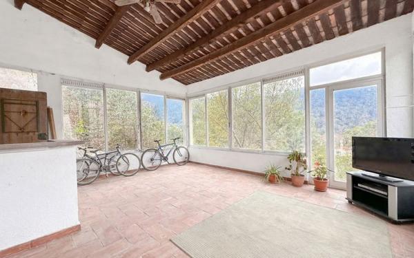 Maison à vendre    5 pièces •  Drap