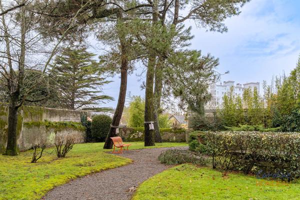 A vendre Nantes Saint Donatien proche Erdre Grand T4 Balcon cave Parking