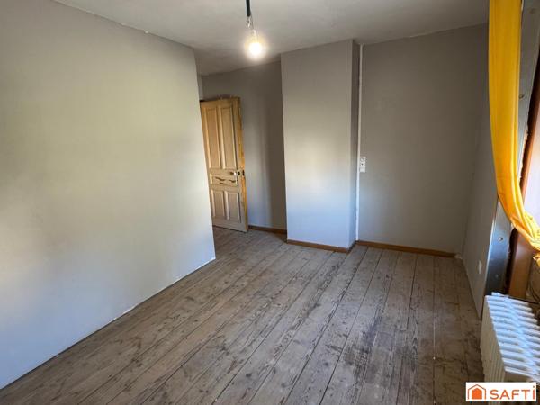 En exclusivité à Varennes-en-Argonne, maison 5 pièces.