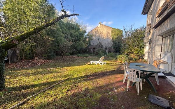 Maison à vendre    8 pièces • 229 m2 Villeurbanne