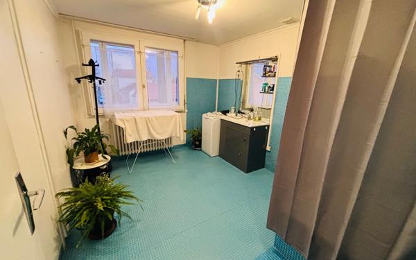 Maison à vendre    8 pièces • 229 m2 Villeurbanne