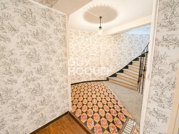 MAISON À VENDRE DE 6 PIÈCES DE 127,00 M²