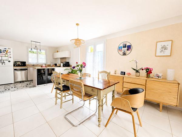 Maison Saint Philbert De Grand Lieu 5 pièce(s) 102.34 m2