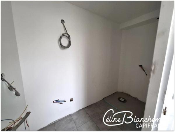 Immeuble de rapport au centre ville de Limoux - 4 appartements - 221000€