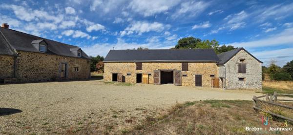 EN EXCLUSIVITE Longère rénovée sur 1ha66 à Soulgé sur Ouette