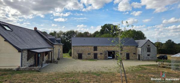 EN EXCLUSIVITE Longère rénovée sur 1ha66 à Soulgé sur Ouette