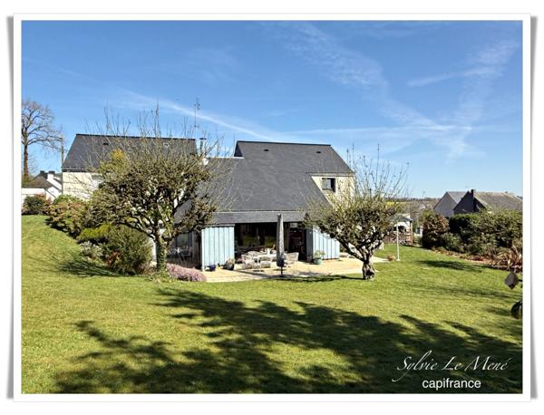 Maison d’Architecte Spacieuse et Lumineuse à Vendre à Rohan – 205 m² habitables