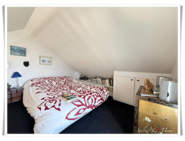 Maison d’Architecte Spacieuse et Lumineuse à Vendre à Rohan – 205 m² habitables