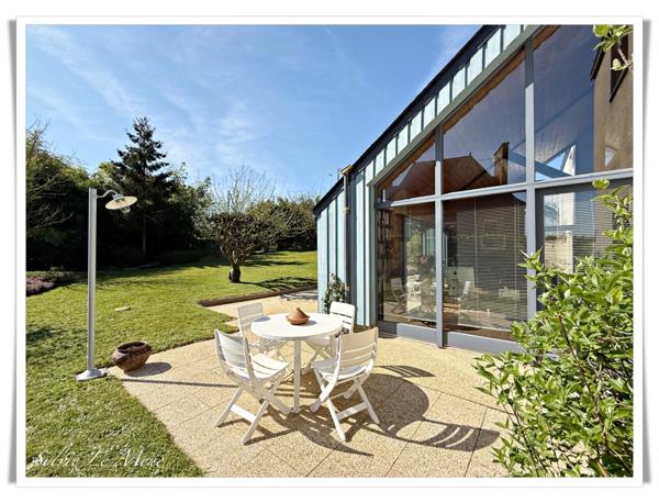 Maison d’Architecte Spacieuse et Lumineuse à Vendre à Rohan – 205 m² habitables