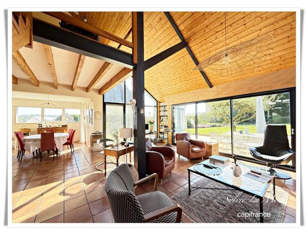 Maison d’Architecte Spacieuse et Lumineuse à Vendre à Rohan – 205 m² habitables