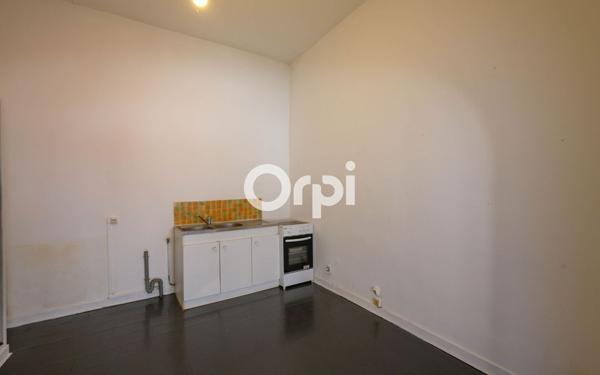 Immeuble à vendre    11 pièces •  Avesnes-sur-Helpe