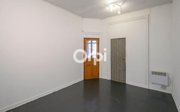 Immeuble à vendre    11 pièces •  Avesnes-sur-Helpe