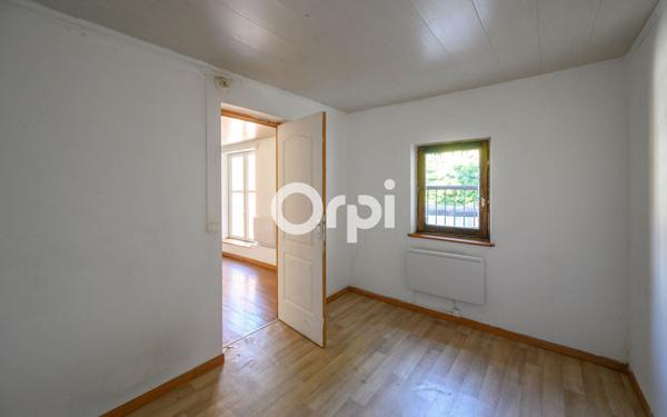 Immeuble à vendre    11 pièces •  Avesnes-sur-Helpe