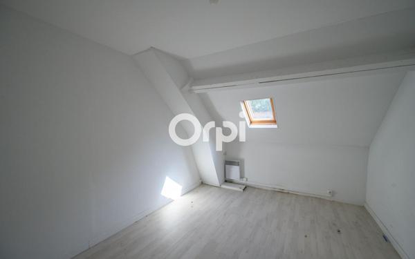 Immeuble à vendre    11 pièces •  Avesnes-sur-Helpe