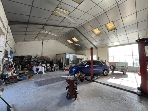 Maison à vendre |  Lavit |  2 pièces | 180 m²