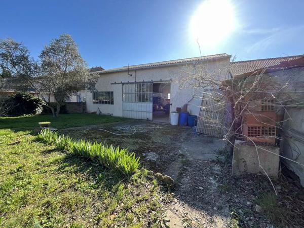 Maison à vendre |  Lavit |  2 pièces | 180 m²