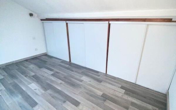 Appartement à louer    2 pièces • 31,05 m2 Reims