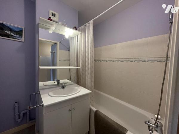 A vendre - À Rezé – Appartement 3 pièces avec terrasse et box