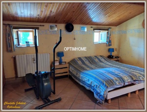 grande maison + gite à vendre 10 pièces Proche de BARBEZIEUX SAINT HILAIRE (16)