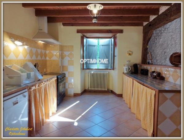 grande maison + gite à vendre 10 pièces Proche de BARBEZIEUX SAINT HILAIRE (16)