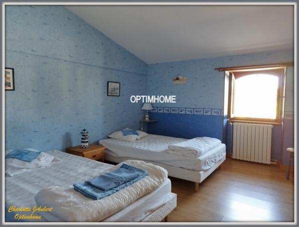 grande maison + gite à vendre 10 pièces Proche de BARBEZIEUX SAINT HILAIRE (16)