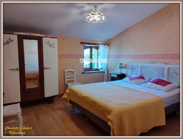 grande maison + gite à vendre 10 pièces Proche de BARBEZIEUX SAINT HILAIRE (16)