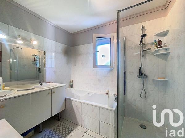 Maison à vendre 6 pièces 120 m² Saint-Martin-de-Ré