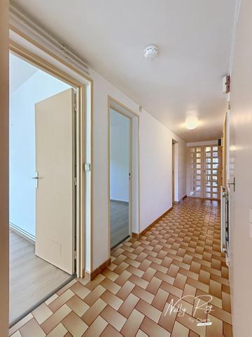 appartement type 3 avec cave parking et garage