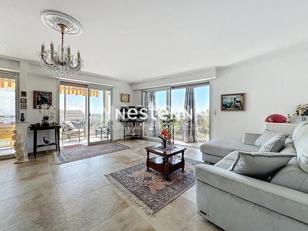 Golfe Juan - Vue mer - 3P - 106m² - Centre ville - Garage - Véranda - Sud - (Loi carrez 81m²)