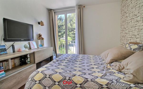 Appartement à vendre    3 pièces • 60 m2 Marseille 12