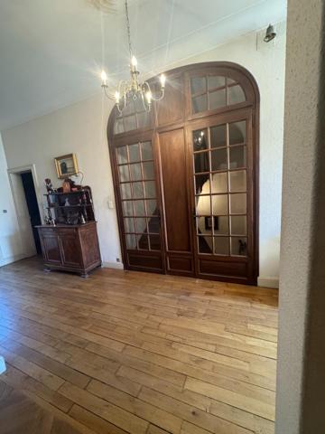 maison bourgeoise situé idealement