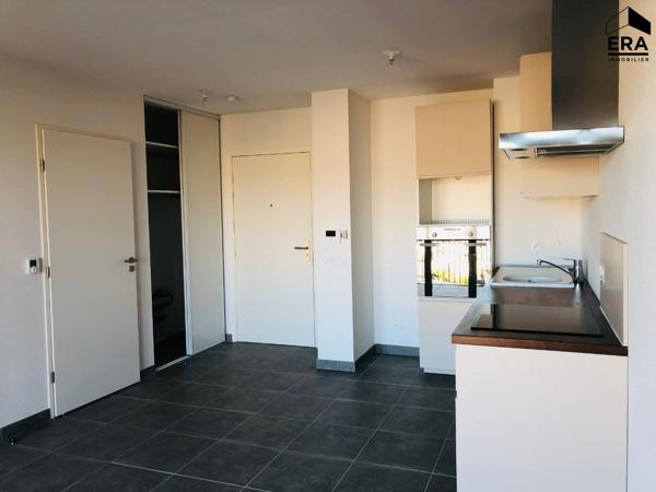 A LOUER  - Frejus - BEAU T2 AVEC TERRASSE ET PARKING - PROGRAMME 2019