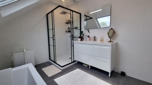 Maison Sautron 3chambres - Hyper Bourg - 140m²