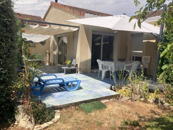 Ensemble immobilier maison / appartement T2 / studio T1 bis de 210 m² de plain pied