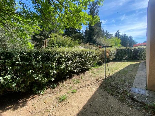 Villa plain pied 75m² - 3 chambres - garage - terrain