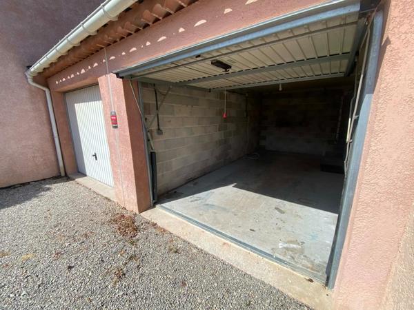 Villa plain pied 75m² - 3 chambres - garage - terrain